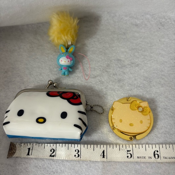 SOLD SET OF 3 HELLO KITTY Kiss Lock Pouch Keychain Bag Gold Hanger Bunny Charm - Picture 4 of 15